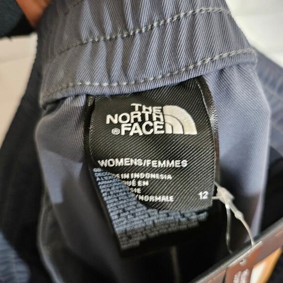 The North Face Gray Relaxed Fit Standard Wide Pants NWT Size 12 - Picture 8 of 10